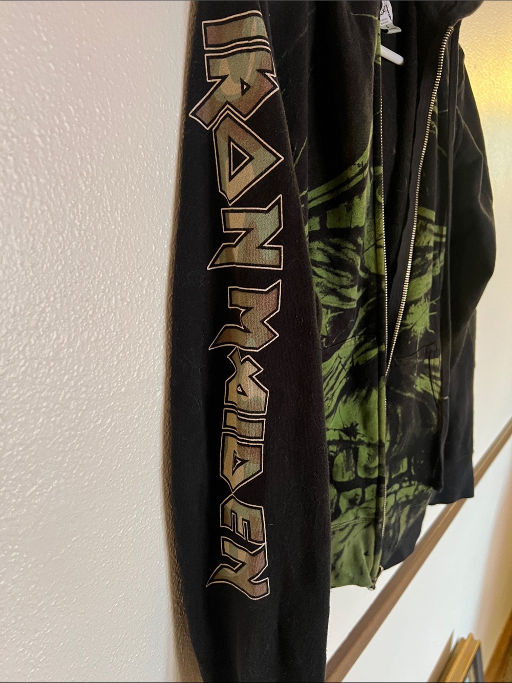 Iron Maiden “Eddie” Black Zip Hoodie with Green Skull Graphic - Picture 3 of 3
